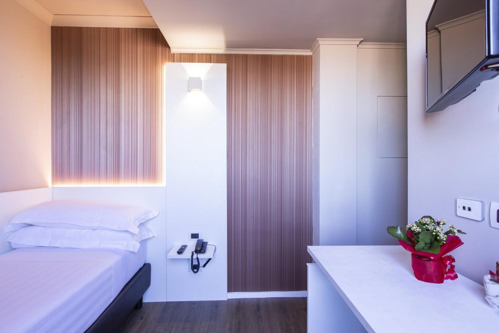 Garner Hotel Rome Aurelia By Ihg Roma Exterior foto