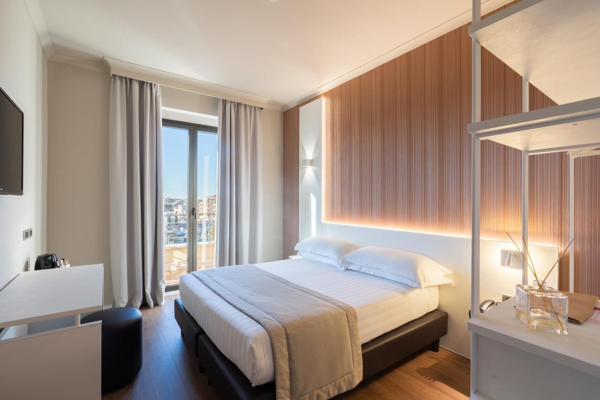 Garner Hotel Rome Aurelia By Ihg Roma Exterior foto